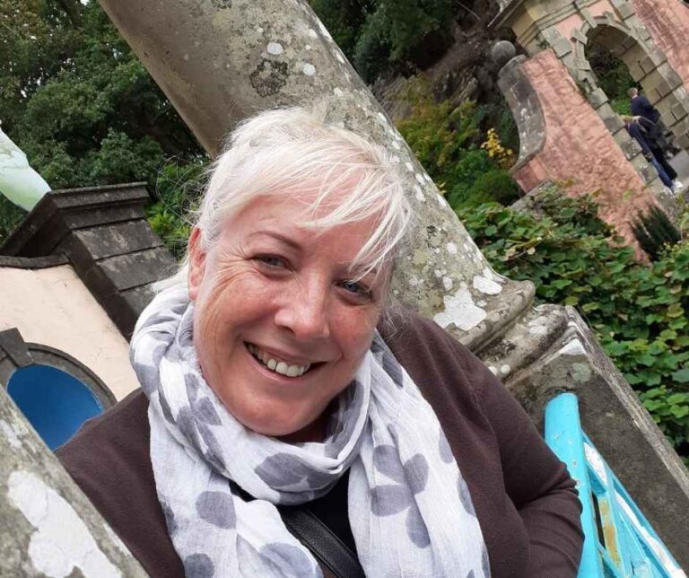 Les Roberts een gezicht geven